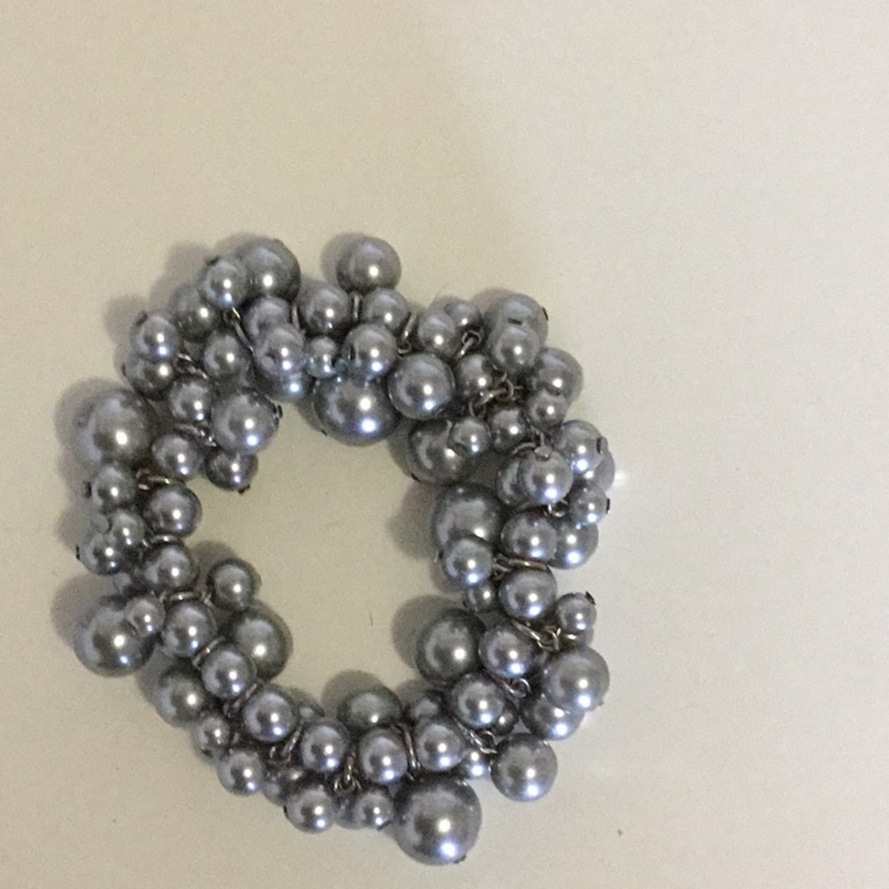 1 bracelet - excellent condition
